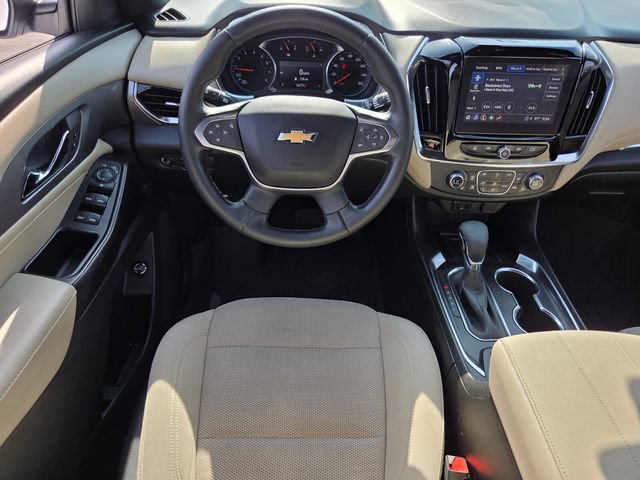 Used 2023 Chevrolet Traverse LT FWD image 13