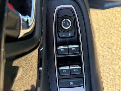 Used 2025 Subaru Outback Limited image 18