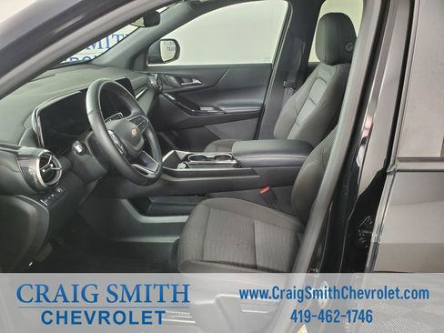 Used 2025 Chevrolet Equinox LT image 10