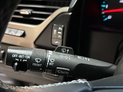 Used 2019 GMC Yukon XL Denali AWD/4WD image 34