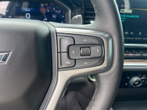 Used 2024 Chevrolet Silverado 1500 LT Trail Boss w/ LT Trail Boss Premium Package AWD/4WD image 46