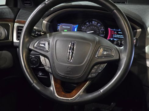 Used 2020 Lincoln MKZ Reserve w/ Luxury Package image 29