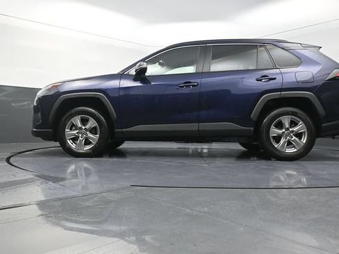 Used 2025 Toyota RAV4 XLE AWD/4WD image 34