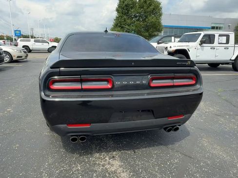 Used 2023 Dodge Challenger R/T Scat Pack RWD image 7