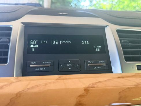 Used 2012 Lincoln MKS FWD image 12