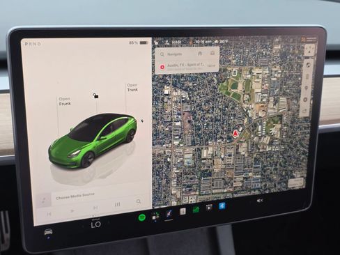 Used 2023 Tesla Model 3 Standard Range RWD image 18