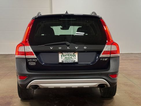Used 2016 Volvo XC70 T5 Premier w/ Proximity Package image 25