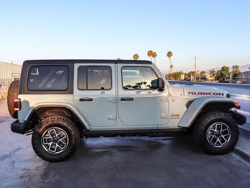 New 2026 Jeep Wrangler Unlimited Rubicon AWD/4WD image 12