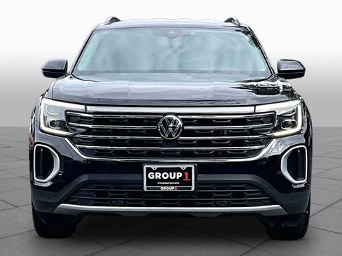Used 2024 Volkswagen Atlas SE AWD/4WD image 4