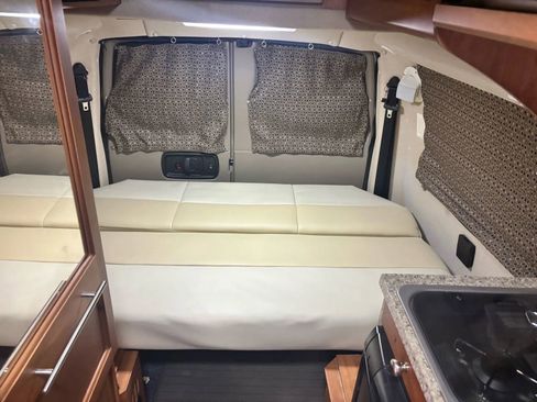 Used 2012 Chevrolet Express 2500 w/ Power Package image 32