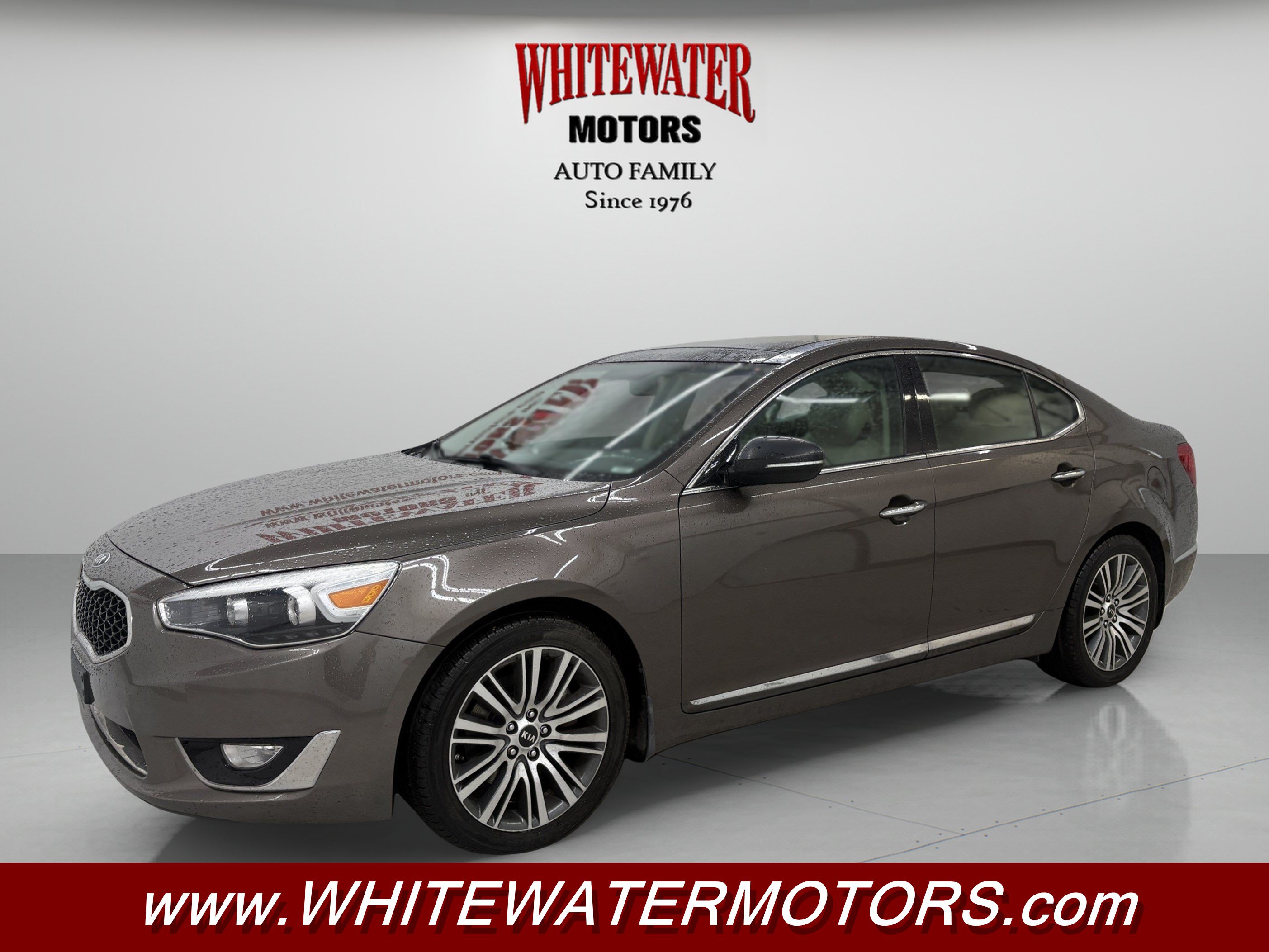 Used 2014 Kia Cadenza Premium w/ Luxury Package FWD image 1