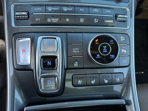 Used 2022 Hyundai Santa Fe Limited image 23