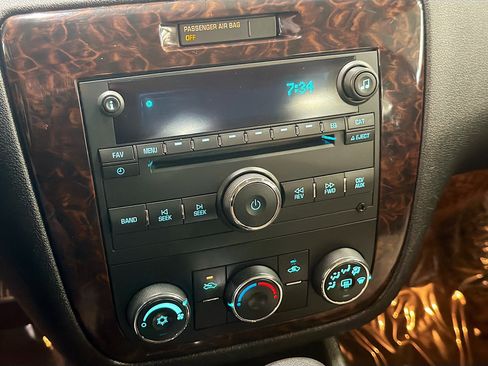 Used 2012 Chevrolet Impala LS FWD image 19