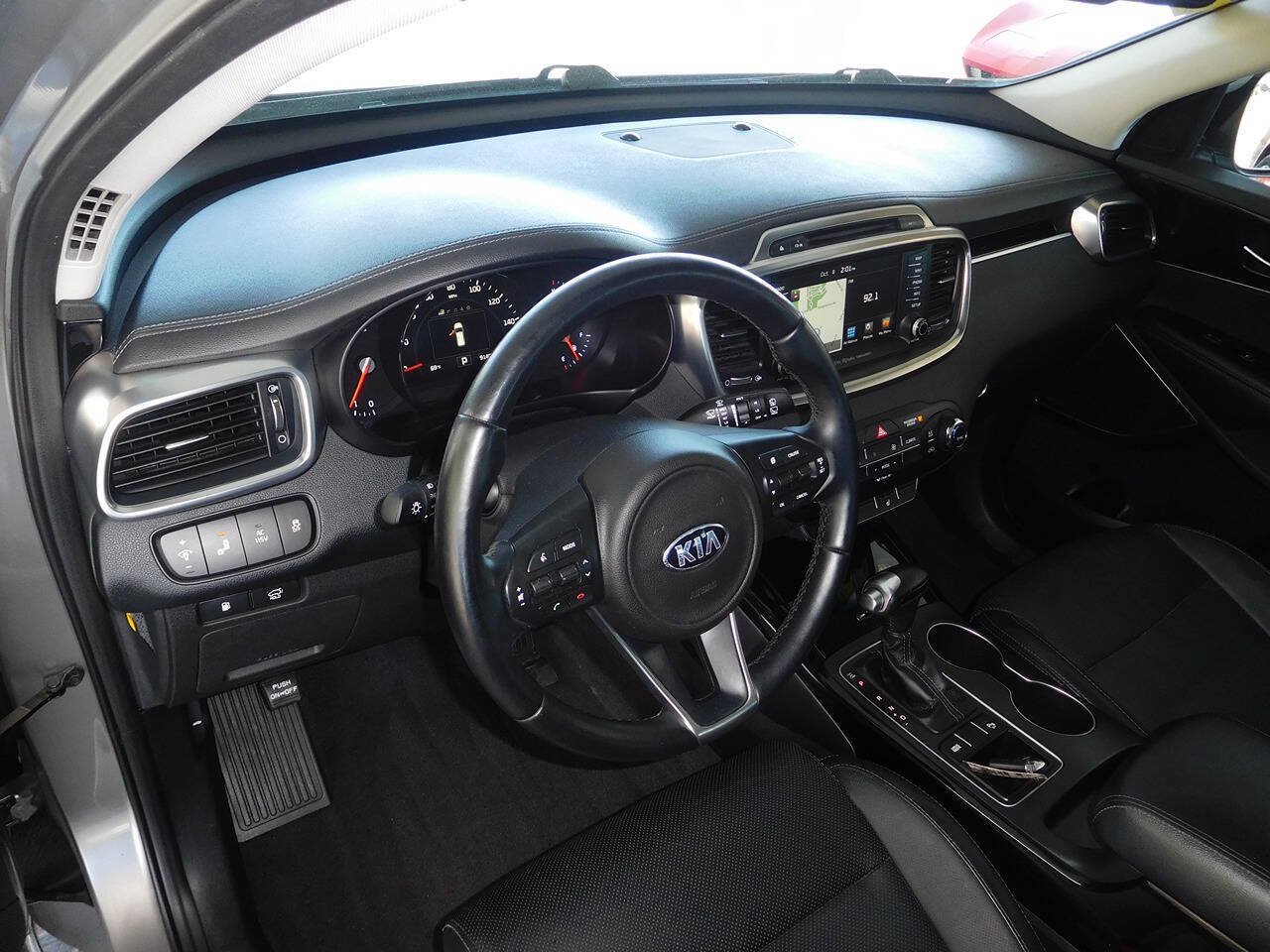 Used 2017 Kia Sorento SX FWD image 12