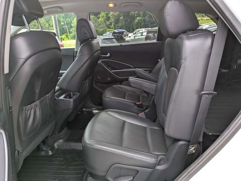Used 2019 Hyundai Santa Fe XL FWD image 15