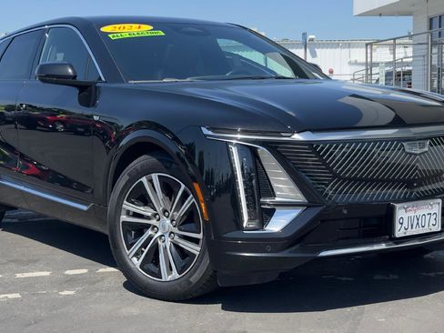 Used 2024 Cadillac Lyriq Luxury RWD image 1
