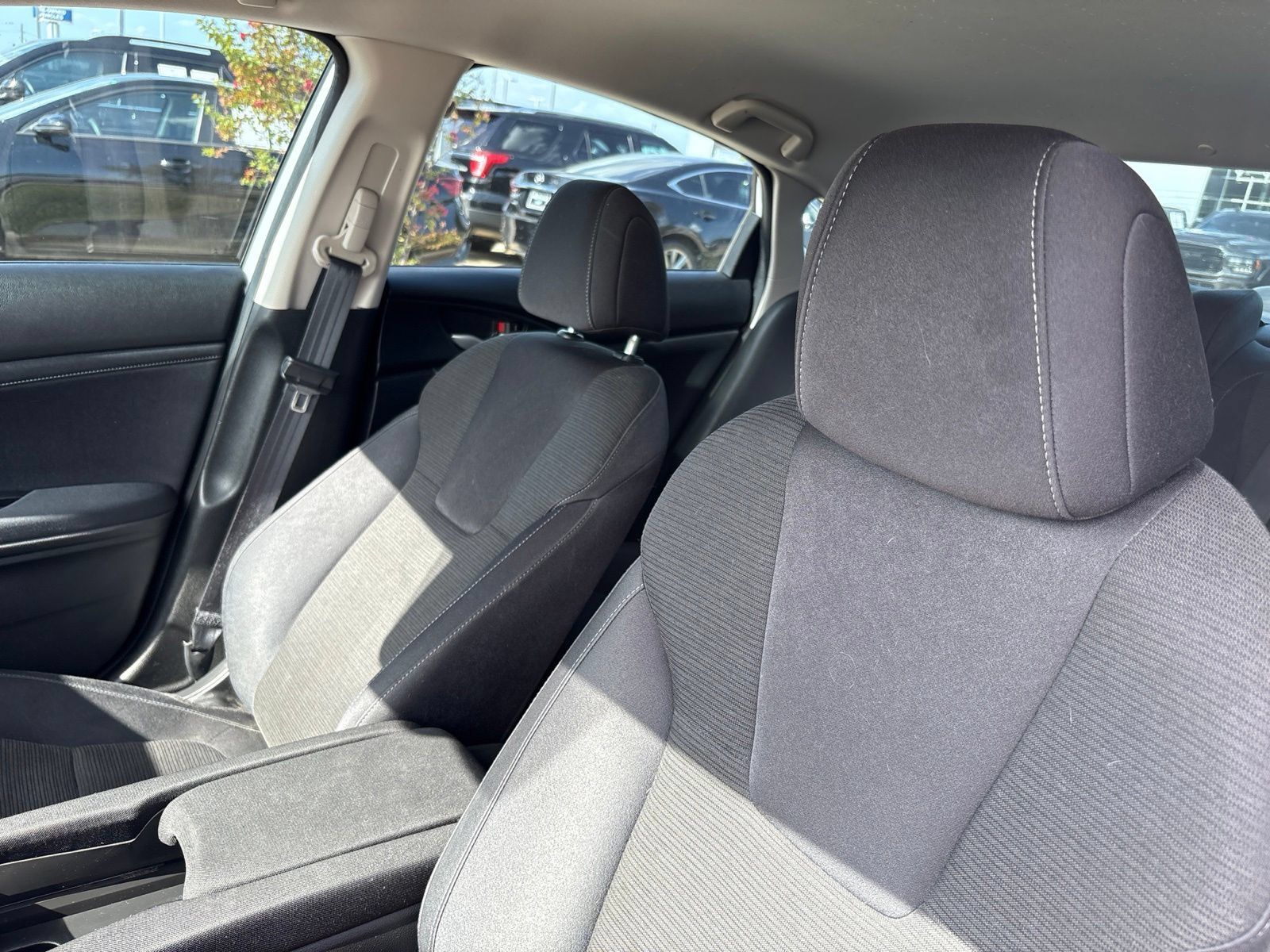 Used 2022 Honda Insight EX image 16