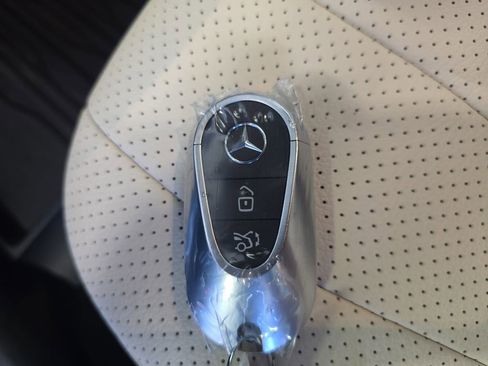 Certified 2025 Mercedes-Benz E 350 Sedan w/ Driver Assistance Package image 38