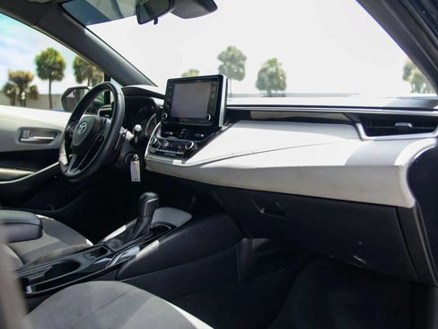Used 2021 Toyota Corolla SE FWD image 19
