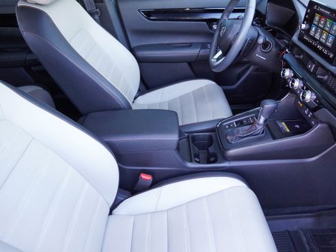 Used 2024 Honda CR-V Sport Touring image 12