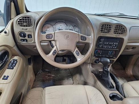 Used 2004 Buick Rainier CXL image 4