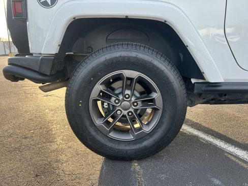 Used 2018 Jeep Wrangler Sport image 27