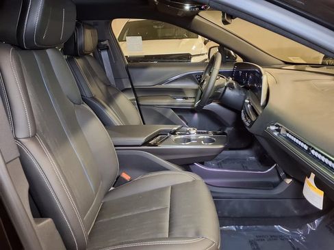 New 2026 Cadillac Lyriq Luxury RWD image 6