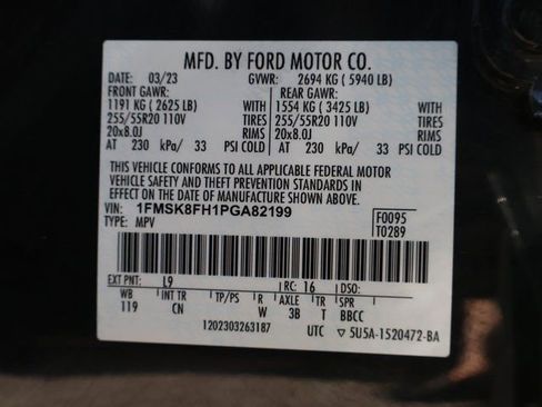 Used 2023 Ford Explorer Limited AWD/4WD image 47