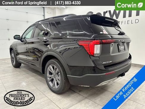 New 2026 Ford Explorer Active w/ Active Comfort Package AWD/4WD image 3