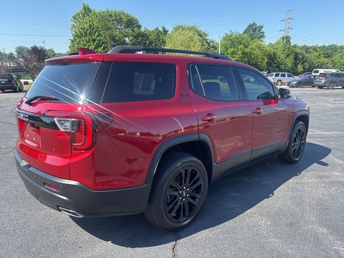 Used 2022 GMC Acadia SLE w/ Driver Convenience Package FWD image 5