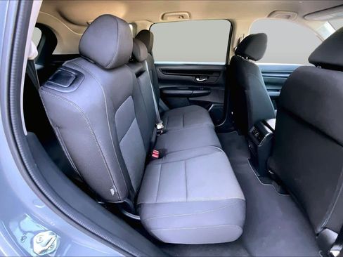Used 2025 Honda CR-V LX image 18