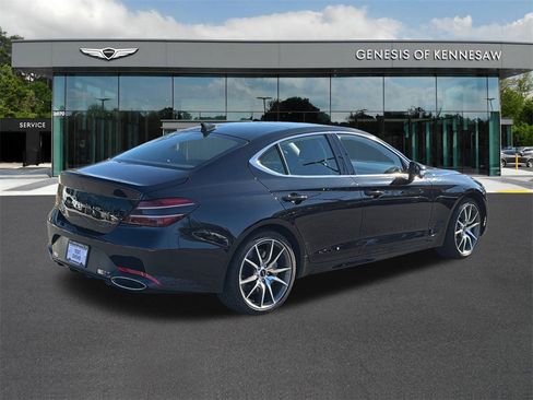 Used 2026 Genesis G70 2.5T Prestige image 7