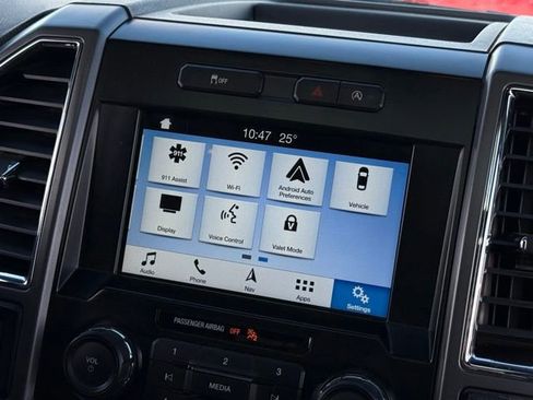 Used 2016 Ford F150 XLT w/ Equipment Group 302A Luxury image 22