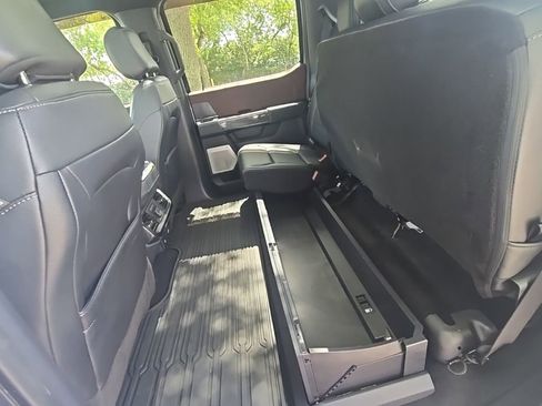 Used 2022 Ford F150 Lariat w/ Equipment Group 502A High image 32