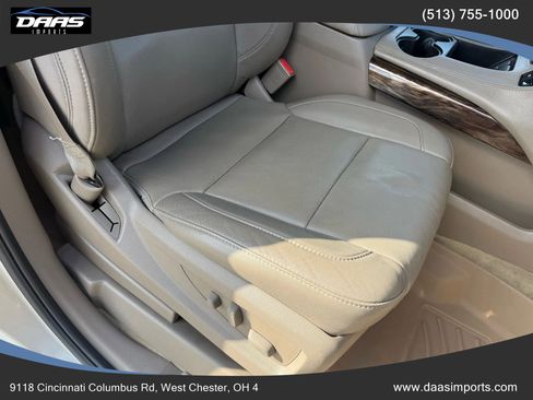 Used 2015 GMC Yukon XL SLT image 38