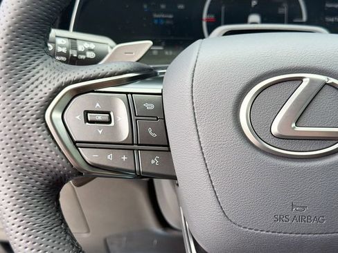 New 2026 Lexus TX 500h AWD image 39