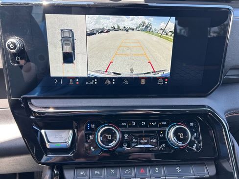 Used 2025 GMC Sierra 1500 AT4 w/ Technology Package AWD/4WD image 20
