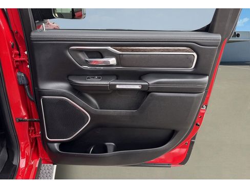 Used 2020 RAM 1500 Laramie image 37
