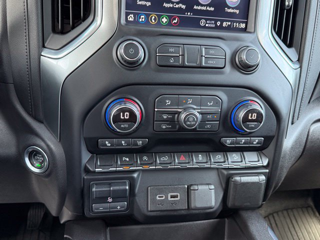 Used 2021 Chevrolet Silverado 1500 LTZ AWD/4WD image 20