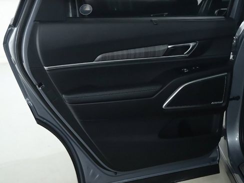 Used 2024 Kia Telluride SX Prestige image 36