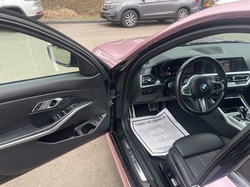 Used 2022 BMW 330i xDrive Sedan w/ M Sport Package AWD/4WD image 10