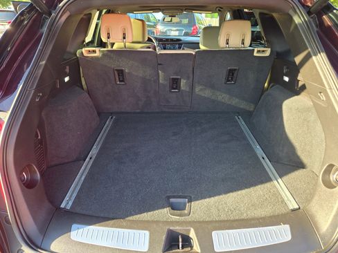 Used 2017 Cadillac XT5 Luxury image 57