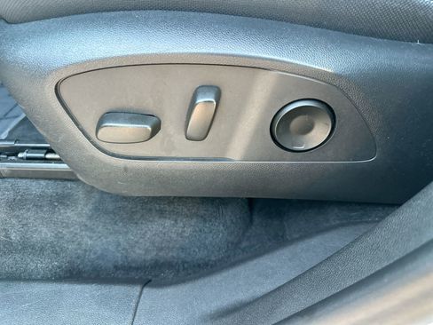 Used 2024 Chevrolet Traverse LT image 12