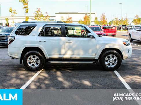 Used 2023 Toyota 4Runner SR5 Premium image 9