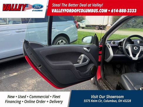 Used 2012 smart fortwo passion RWD image 15