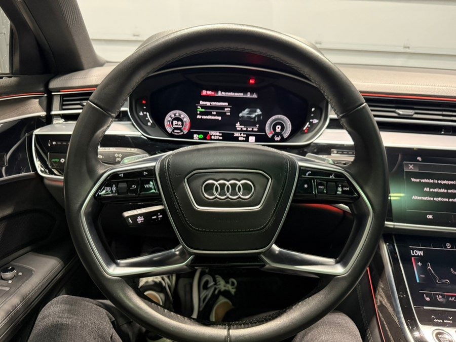 Used 2022 Audi A8 L 3.0T AWD/4WD image 26