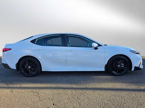 Certified 2026 Toyota Camry SE image 2