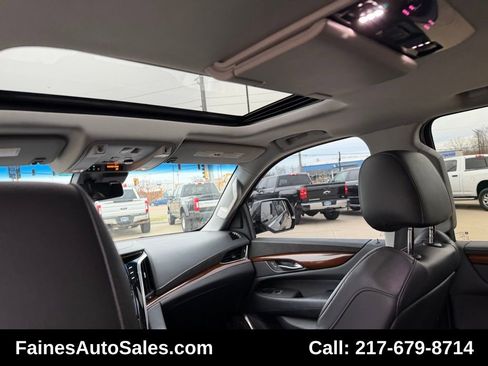 Used 2018 Cadillac Escalade Premium Luxury image 55