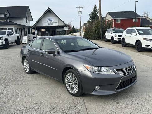 Used 2013 Lexus ES 350 w/ Luxury Pkg image 1