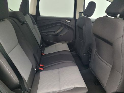 Used 2019 Ford Escape SE image 19